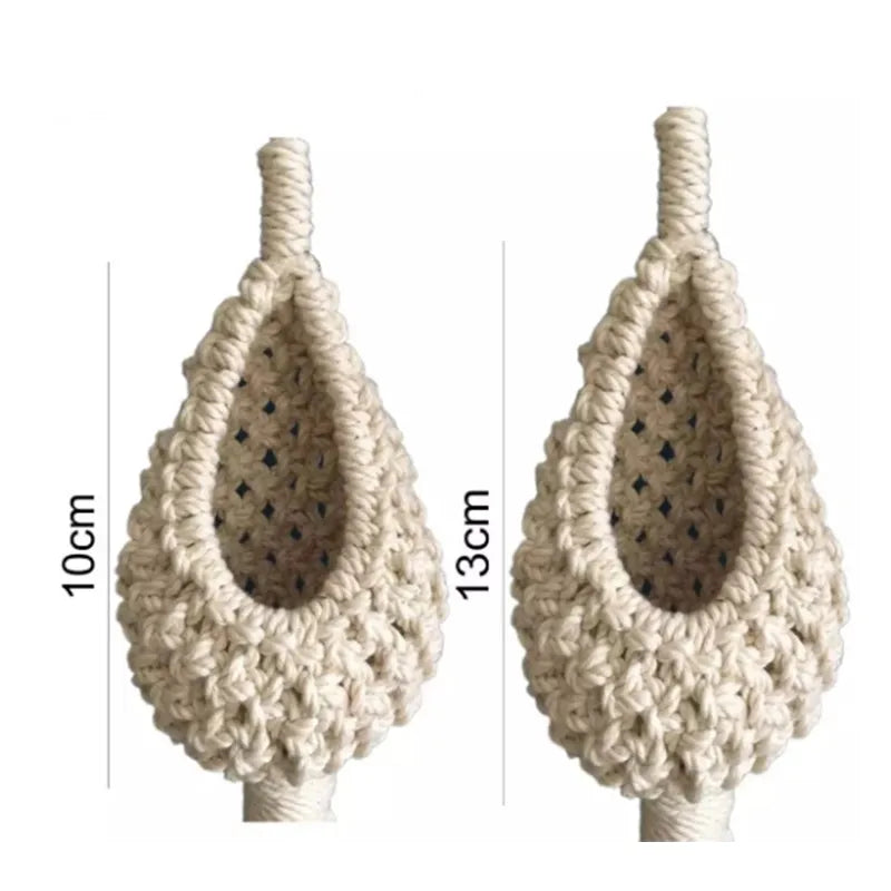 PinaNest | Beige Pineapple-Shaped Macrame Hanging Basket