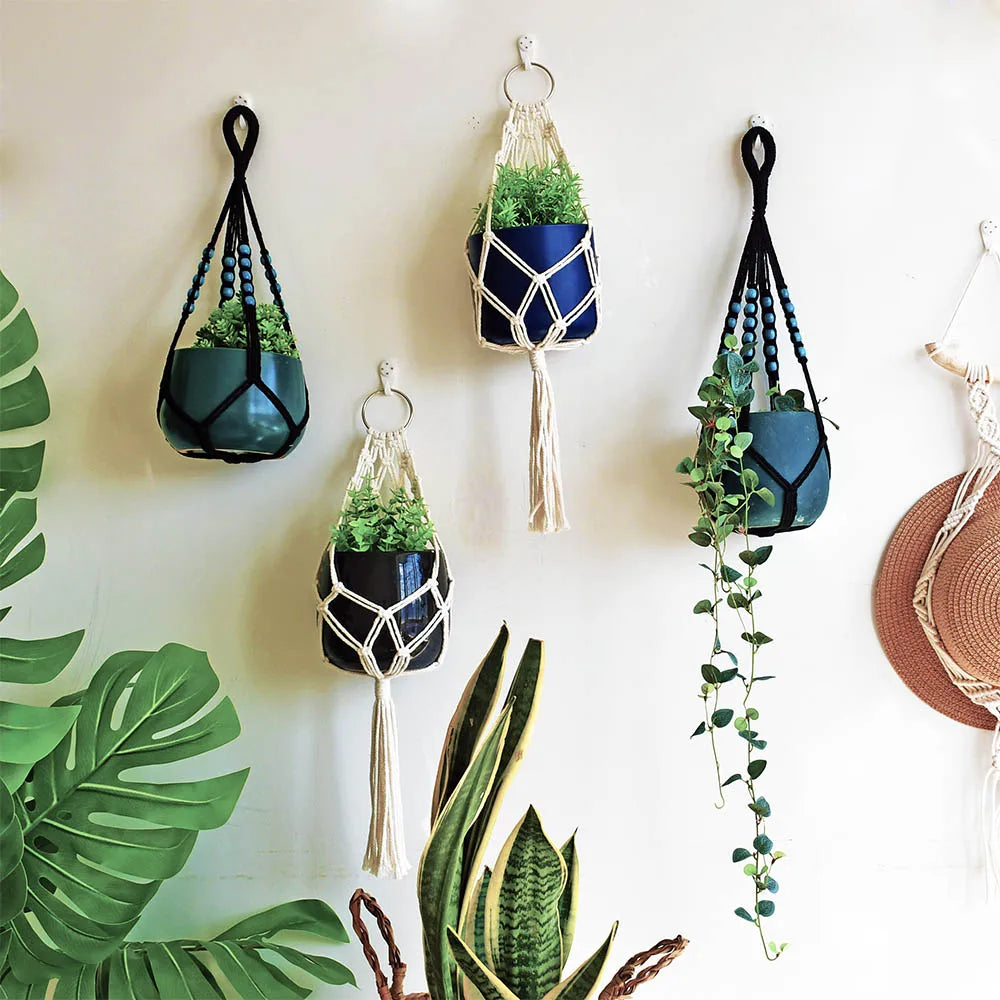 NoirLoop | Black Short Macrame Plant Hanger