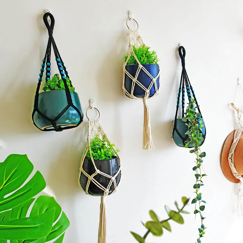 NoirLoop | Black Short Macrame Plant Hanger